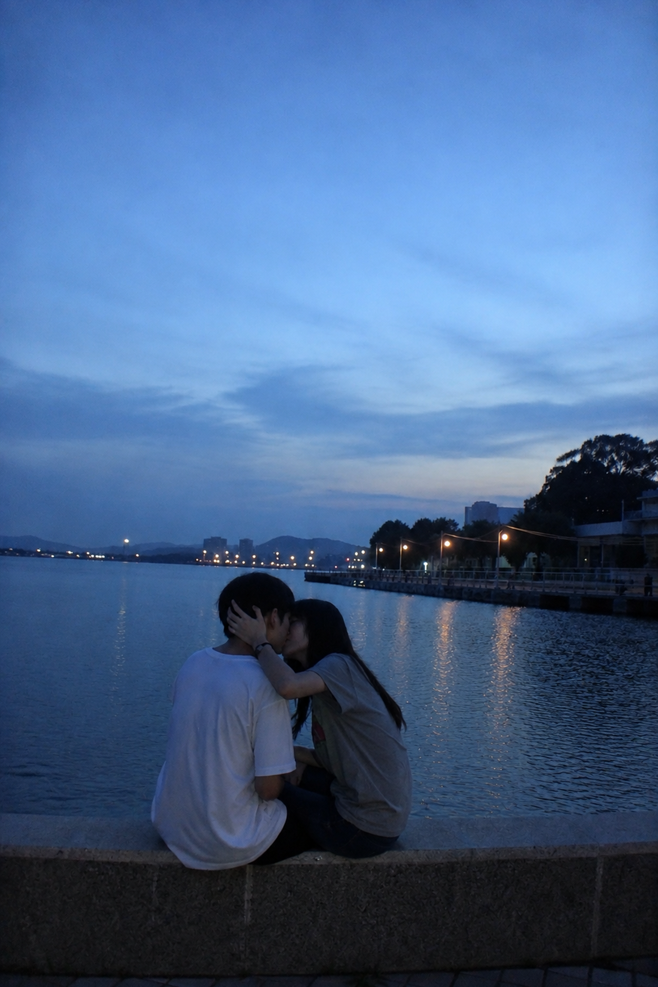 4K 生成 · 2026-08-25