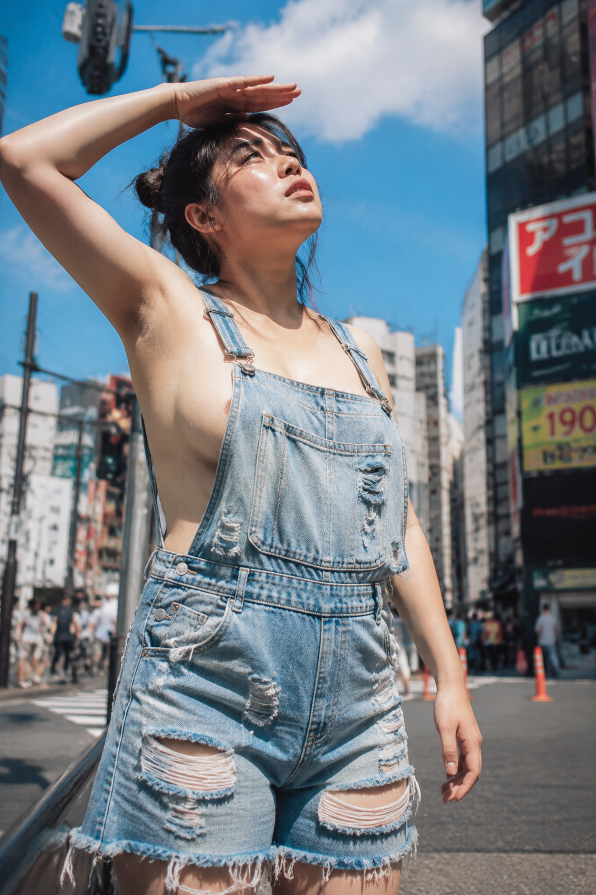 映画:丰满女性の１シーンを宣伝用に切り取ったスチール写真。 都会の喧騒とリアルを